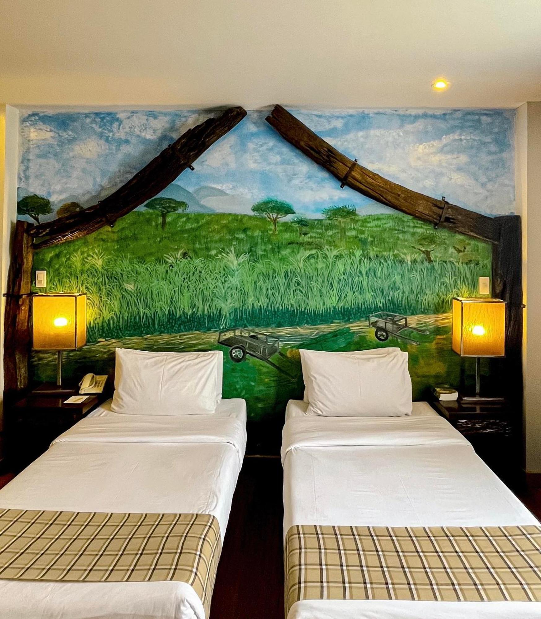Nature'S Village Resort バコロ エクステリア 写真